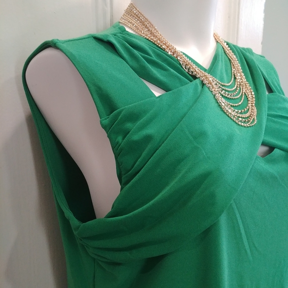 NWT INC International Emerald Green Sleeveless Criss Cross Top - Picture 9 of 10